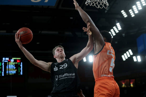 即使有人开 即使有人开