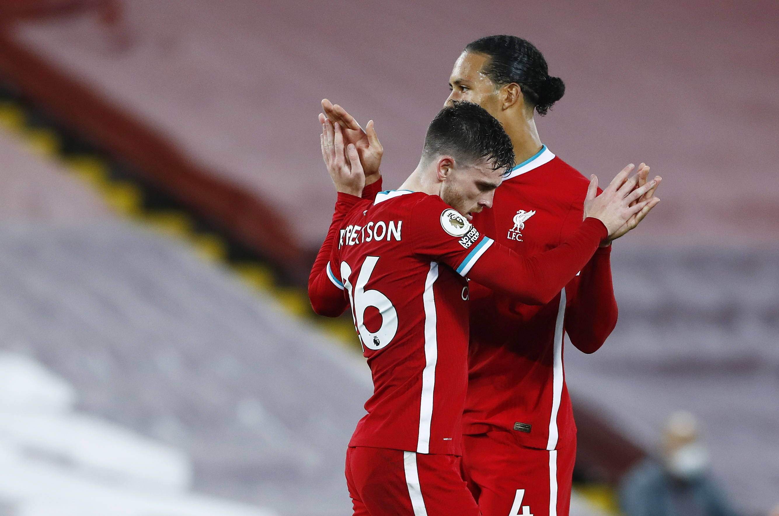 赛场上竞争 赛场上竞争