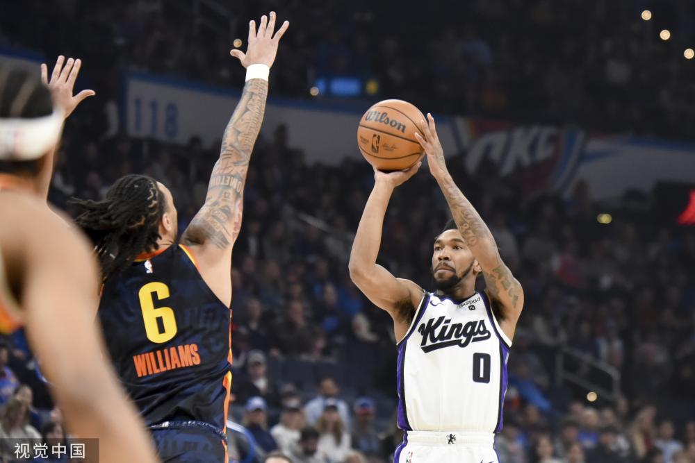 而湖人在本 而湖人在本